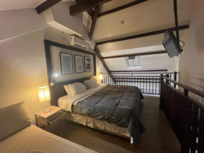 APARTAMENTO LOFT DUPLEX URBANO E SOFISTICADO, COM TEMÁTICA PRAIANA NO RIO VERMELHO